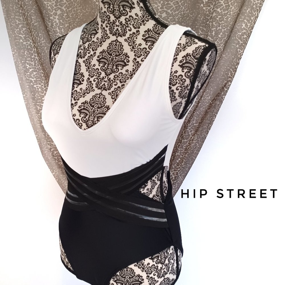 SHEIN Swimsuit Side Waist Cut Out Elastic Bandage Straps One Piece M